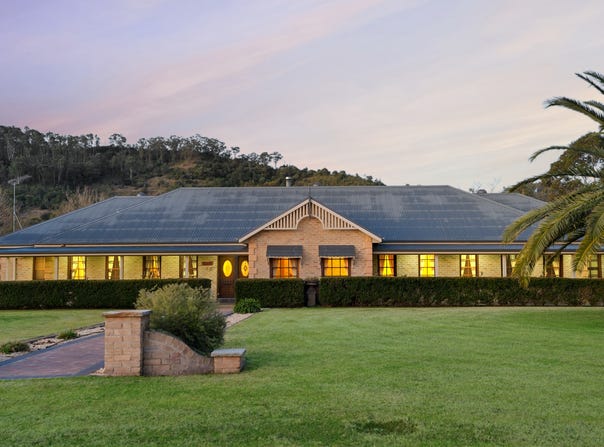 6 Old Racecourse Close, Picton, NSW 2571