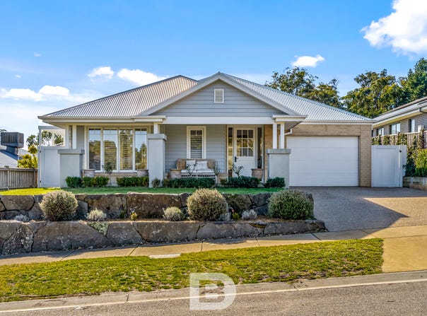 9 Five Mile Way, Woodend, Vic 3442