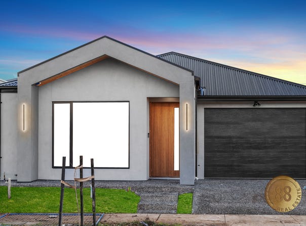 6 Oscar Crescent, Deanside, Vic 3336