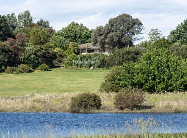 1923 Samaria Road, Moorngag, Vic 3673