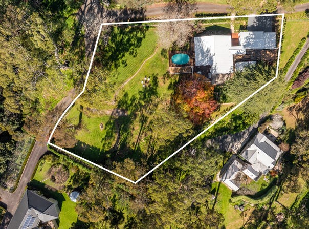 22 Tulloona Avenue, Bowral, NSW 2576