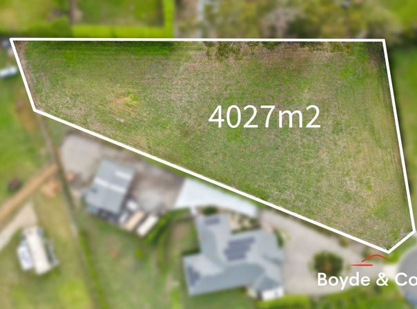 12 Grace Court, Drouin, Vic 3818
