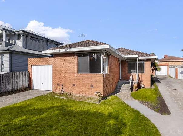 1/2 Boxleigh Grove, Box Hill North, Vic 3129