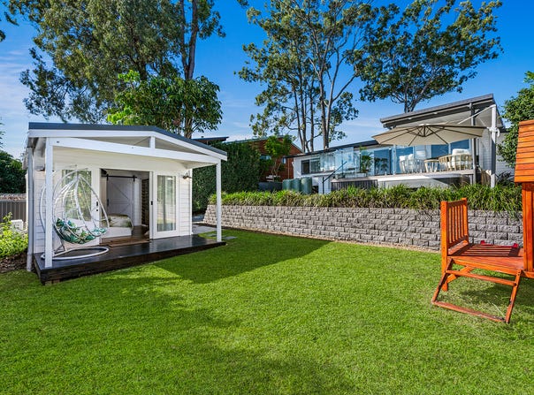 34 Buliti Street, Hope Island, Qld 4212