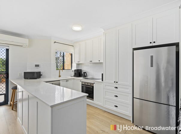 2/83 Brighton Street, Biggera Waters, Qld 4216