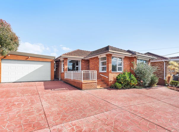 2 Cripps Avenue, Kingsgrove, NSW 2208