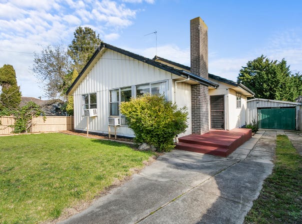 11 McNairn Road, Traralgon, Vic 3844