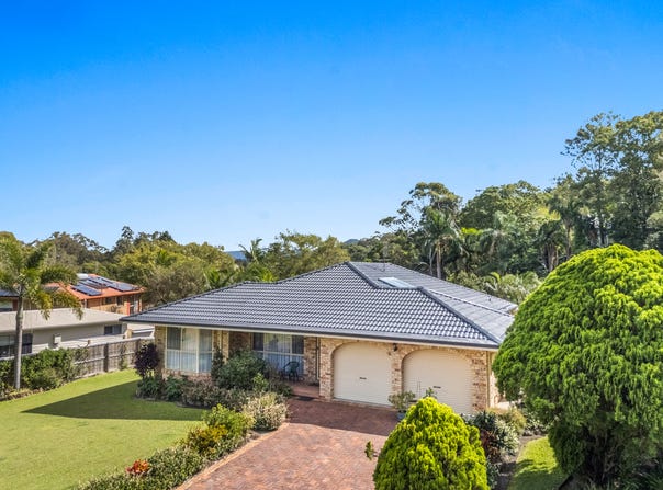 2 Bian Court, Ocean Shores, NSW 2483
