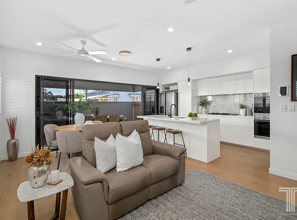 2/27 Agnew Street, Norman Park, Qld 4170