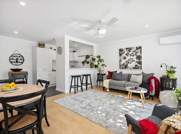 9/4 Robinson Street, Fremantle, WA 6160