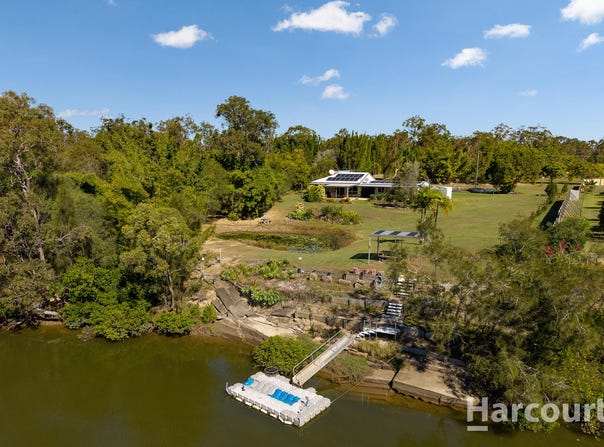 300 Pacific Haven Circuit, Pacific Haven, Qld 4659