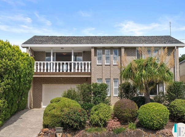 97 Cummins Street, Unanderra, NSW 2526