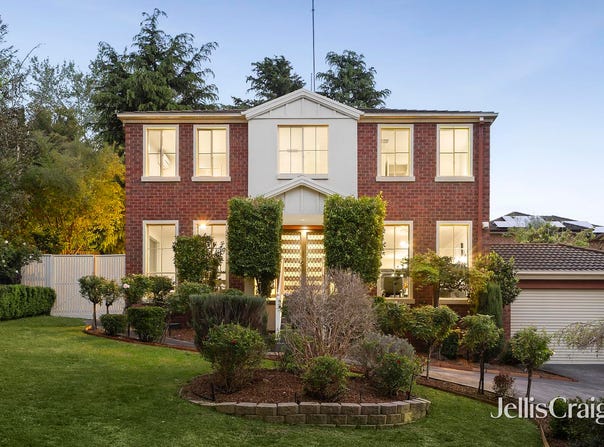 16 Barnsdale Way, Ringwood North, Vic 3134