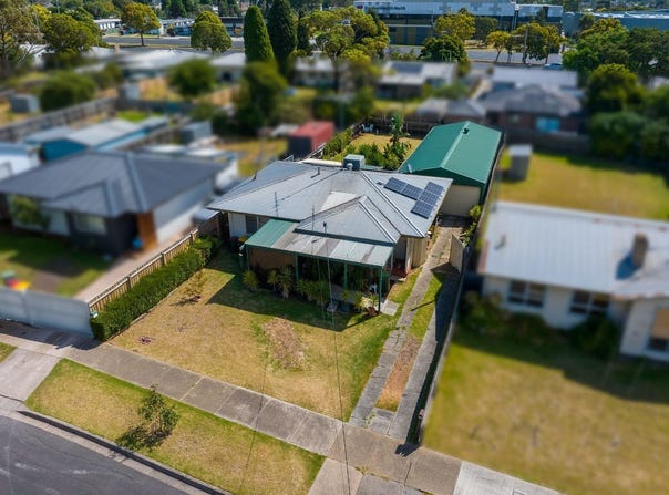 17 Gardenia Grove, Norlane, Vic 3214
