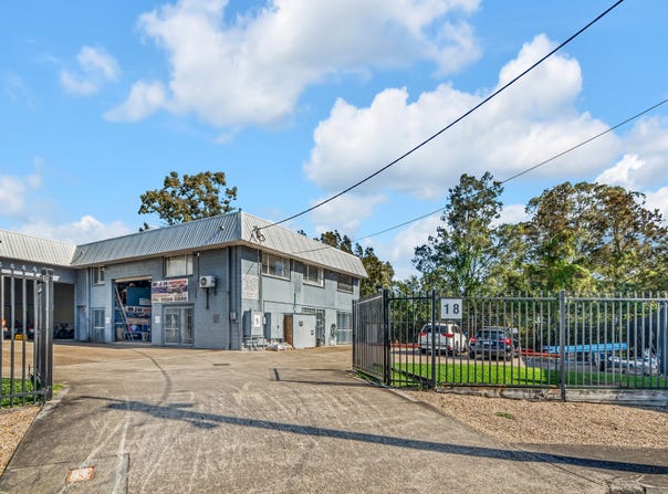 1/18 Price Street, Southport, Qld 4215