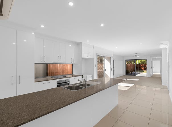 25 Vincent Avenue, Sippy Downs, Qld 4556