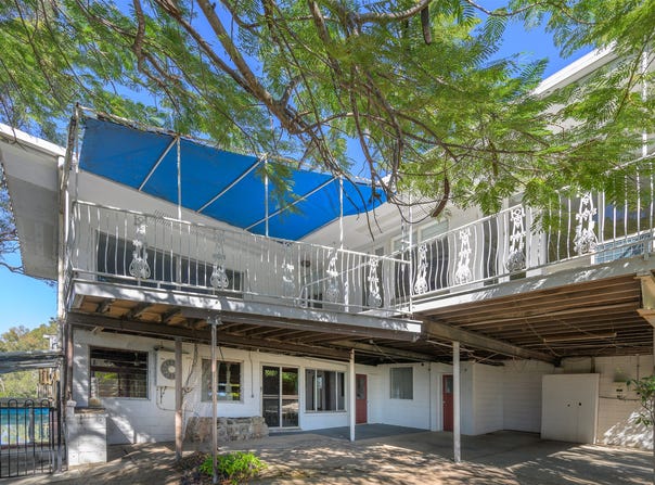 10 Rigby Crescent, West Gladstone, Qld 4680
