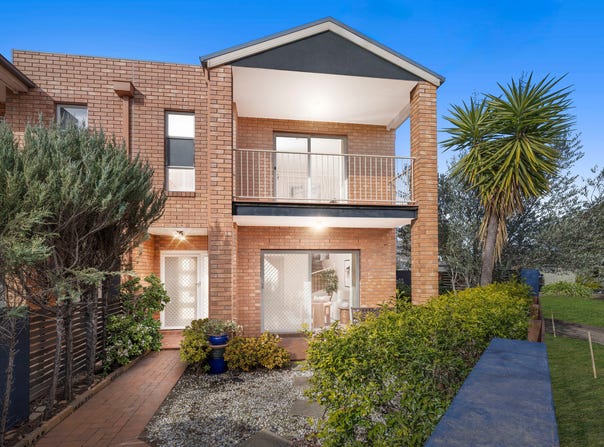 35 Lincolnheath Boulevard, Point Cook, Vic 3030