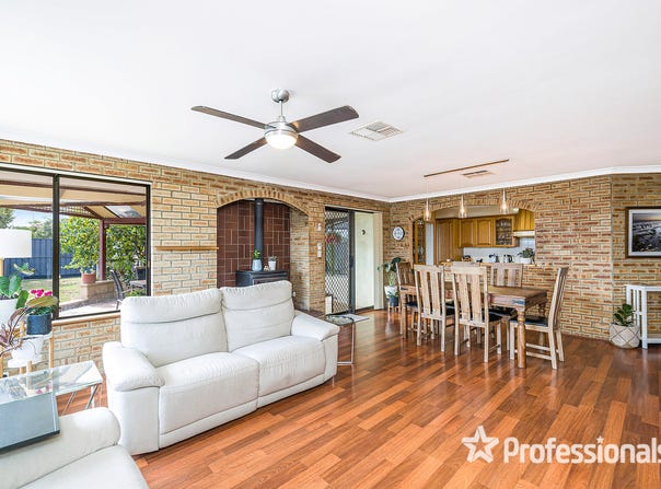 17 Backhouse Road, Kingsley, WA 6026