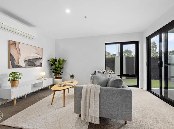 18/200 John Gorton Drive, Coombs, ACT 2611