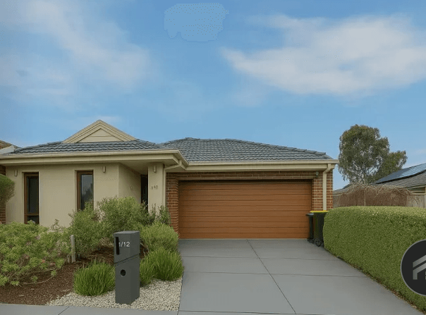 1/12 RAVIDA AVENUE,, Harkness, Vic 3337