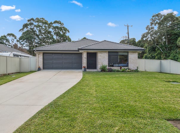 90 Loaders Lane, Coffs Harbour, NSW 2450