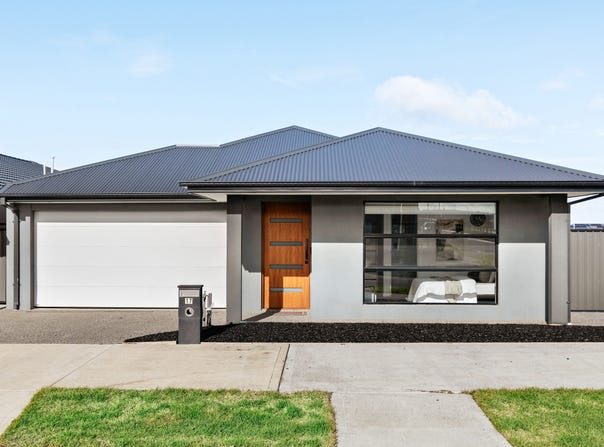 17 Mudrooroo Circuit, Kalkallo, Vic 3064
