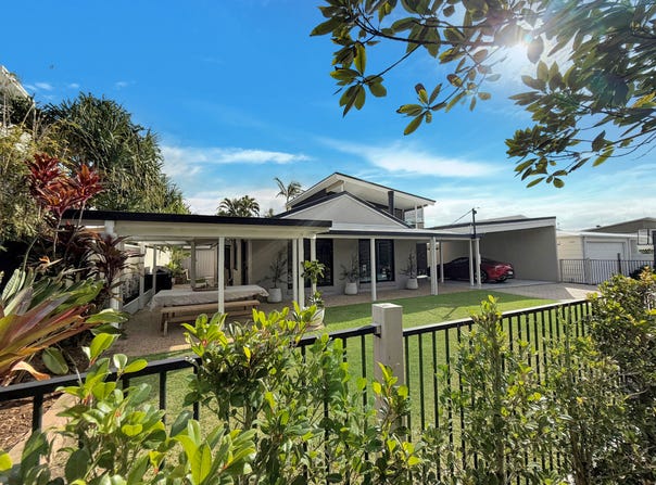 442 Oceanic Drive, Wurtulla, Qld 4575