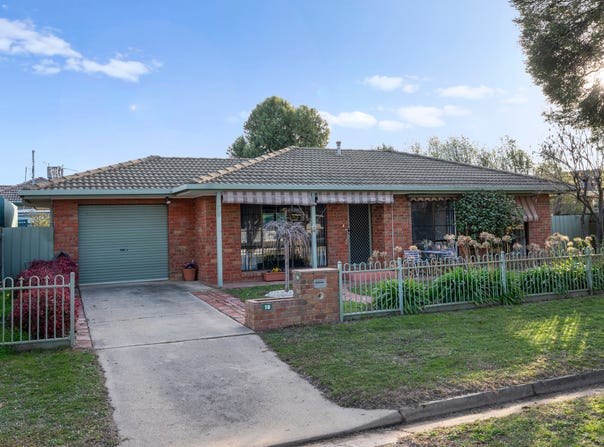 18 Charles Street, Benalla, Vic 3672