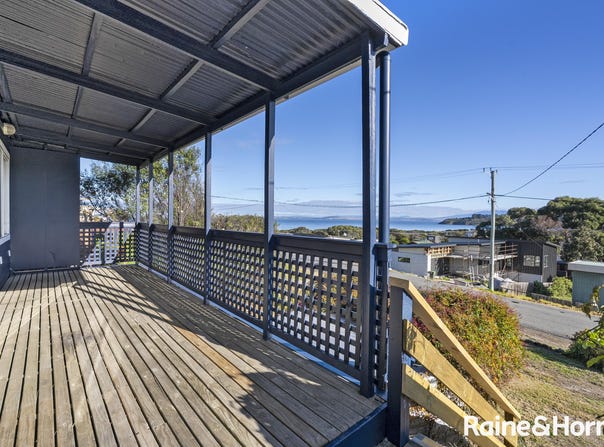 10 Myrica Street, Primrose Sands, Tas 7173