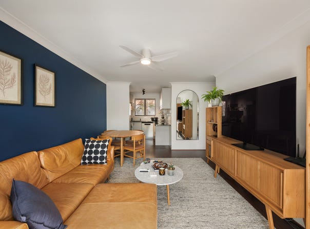 4/10 Vincent Street, Indooroopilly, Qld 4068