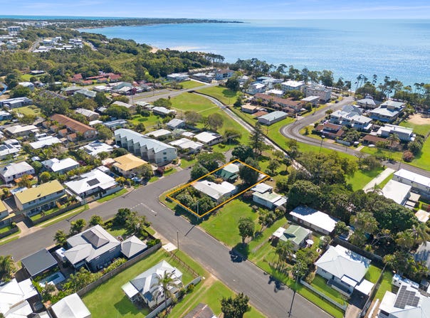 2 Scarborough Street, Scarness, Qld 4655