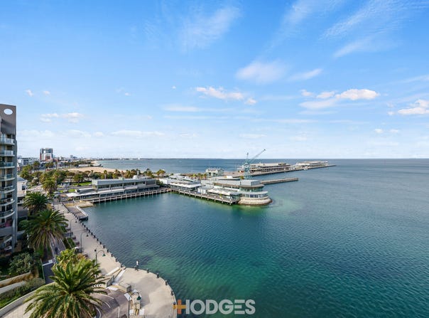 705/115 Beach Street, Port Melbourne, Vic 3207