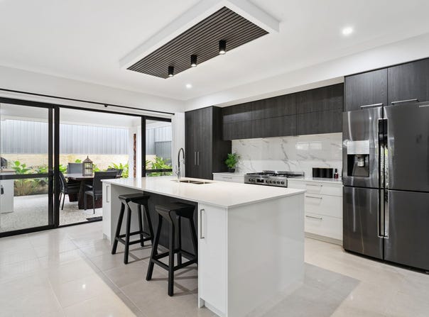 52 Rhodeswood Drive, Aveley, WA 6069
