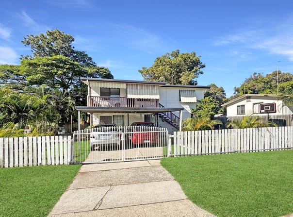 2 Golding Street, Barney Point, Qld 4680