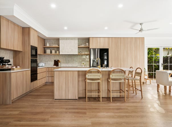 4 Asciano Place, Bridgeman Downs, Qld 4035