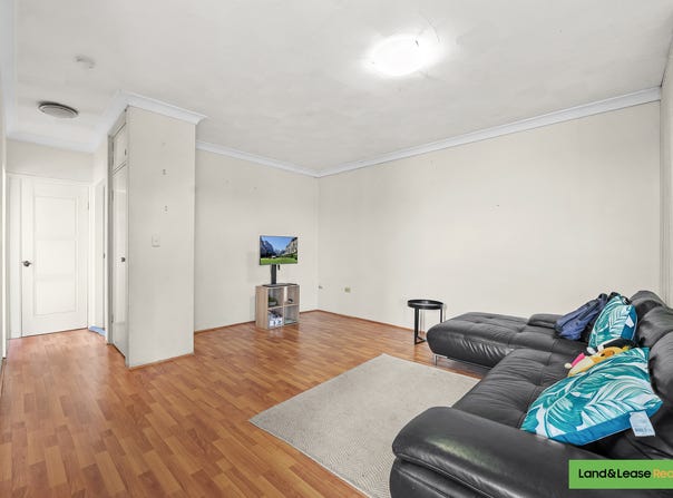 8/86 Broadway, Punchbowl, NSW 2196