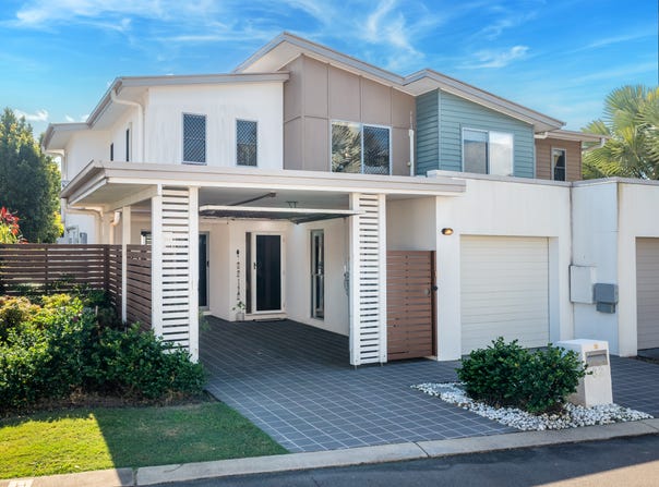 32 Valencia Boulevard, Burleigh Waters, Qld 4220