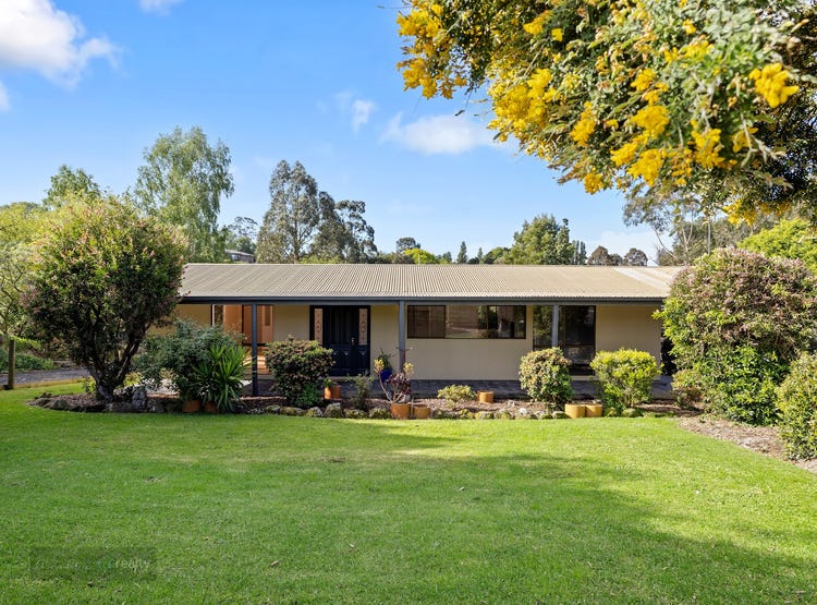 19 Lower Gordon Street, Korumburra, Vic 3950 House for Sale