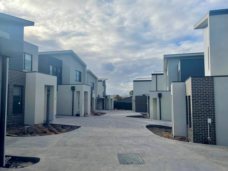 /international/au/75-olive-road-hampton-park-vic-600044036/