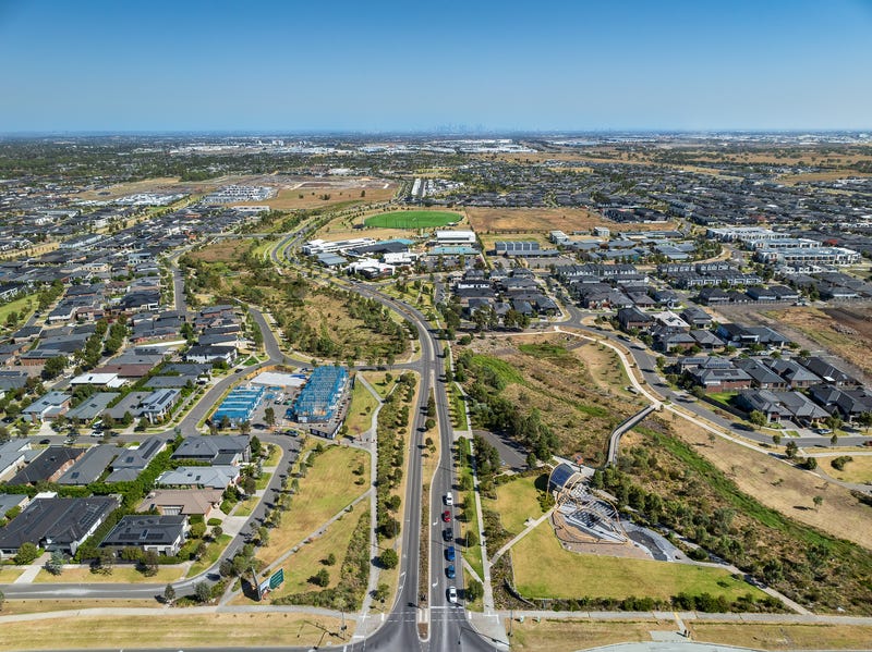 /international/au/corner-garrong-avenue-and-dolly-way-wollert-vic-600043896/