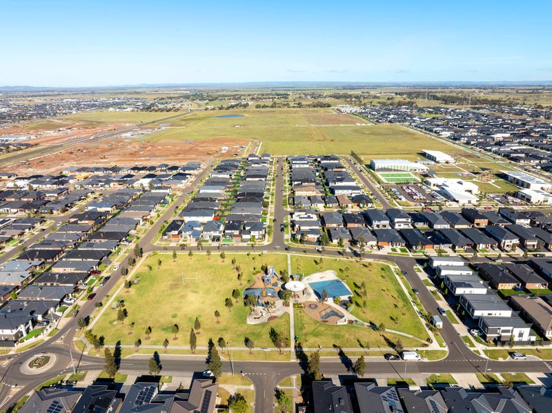 /international/au/18-legion-avenue-tarneit-vic-600015326/