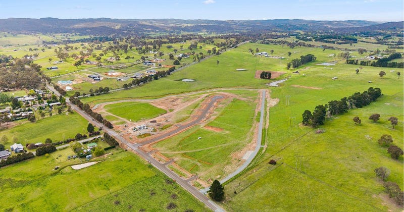 /international/au/majura-lane-sutton-nsw-600045924/