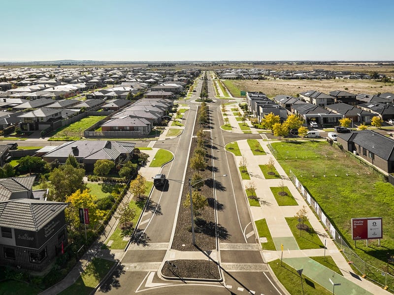 /international/au/39-memory-crescent-wyndham-vale-vic-600005831/