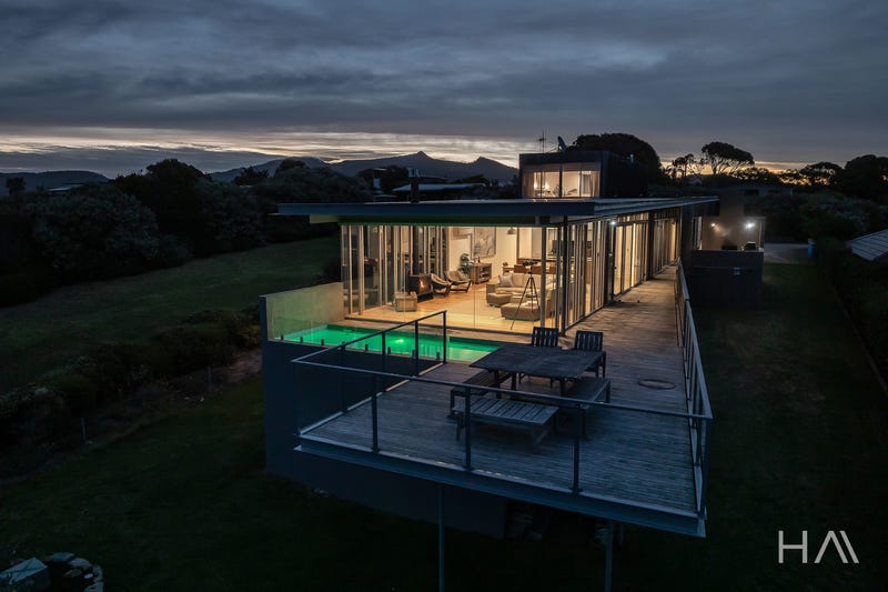/international/au/25c-morrison-street-falmouth-tas-149533692/