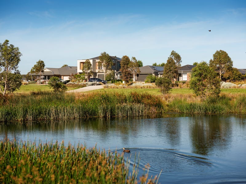 /international/au/2-nairn-drive-armstrong-creek-vic-600008805/