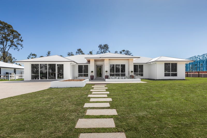 /international/au/queen-st-harrisville-qld-600044412/