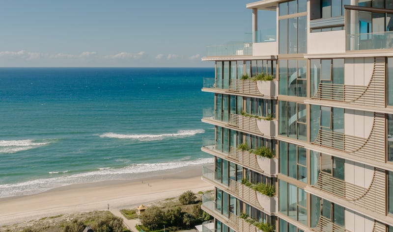 /international/au/123-old-burleigh-road-broadbeach-qld-600040500/