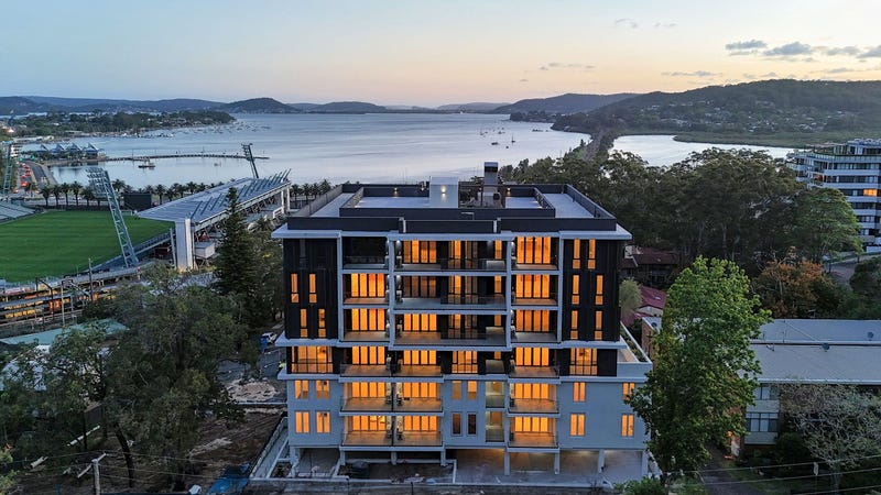 /international/au/65-donnison-street-w-gosford-nsw-600032918/