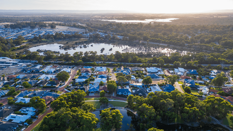 /international/au/17-barracoota-loop-lakelands-wa-600043768/